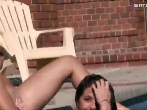 Sexy teen girls wet and wild lesbian sex by the pool