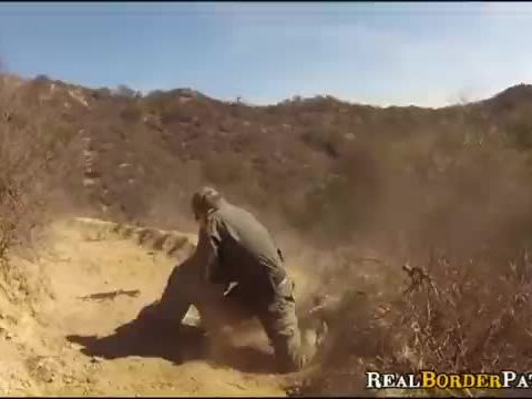 Mexican Border Patrol Agent Fucks Illegal Jumper