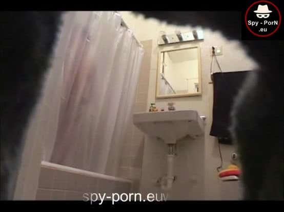 Spy Bathroom Free Bathroom Spy Porn Video