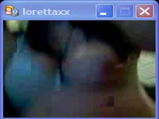 Lorettaxx cyber cuckolds boyfriend to many viewers on camfrog