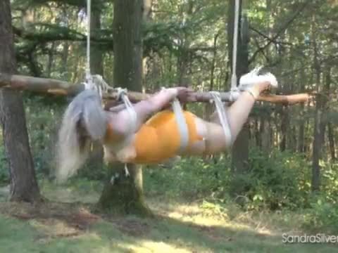 Outdoor Lingerie Suspension