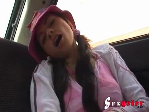 Solita fingering in the car