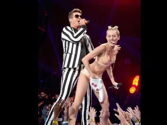 Miley Cyrus fotos hot descuidos hack licras