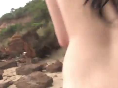 Hot aussie beach couple bj