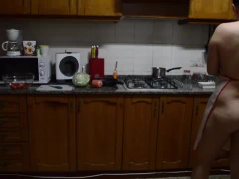 Preparing nude pussy food in the stove